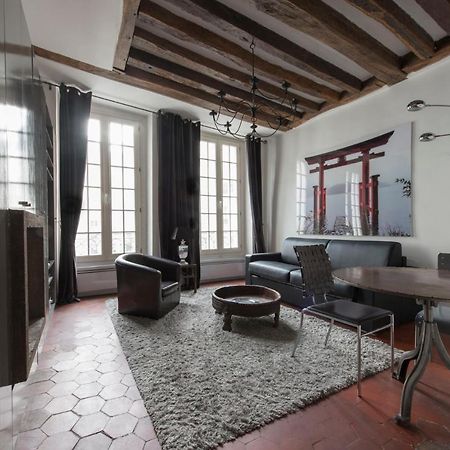 Appartement Couleur St Martin à Paris Extérieur photo