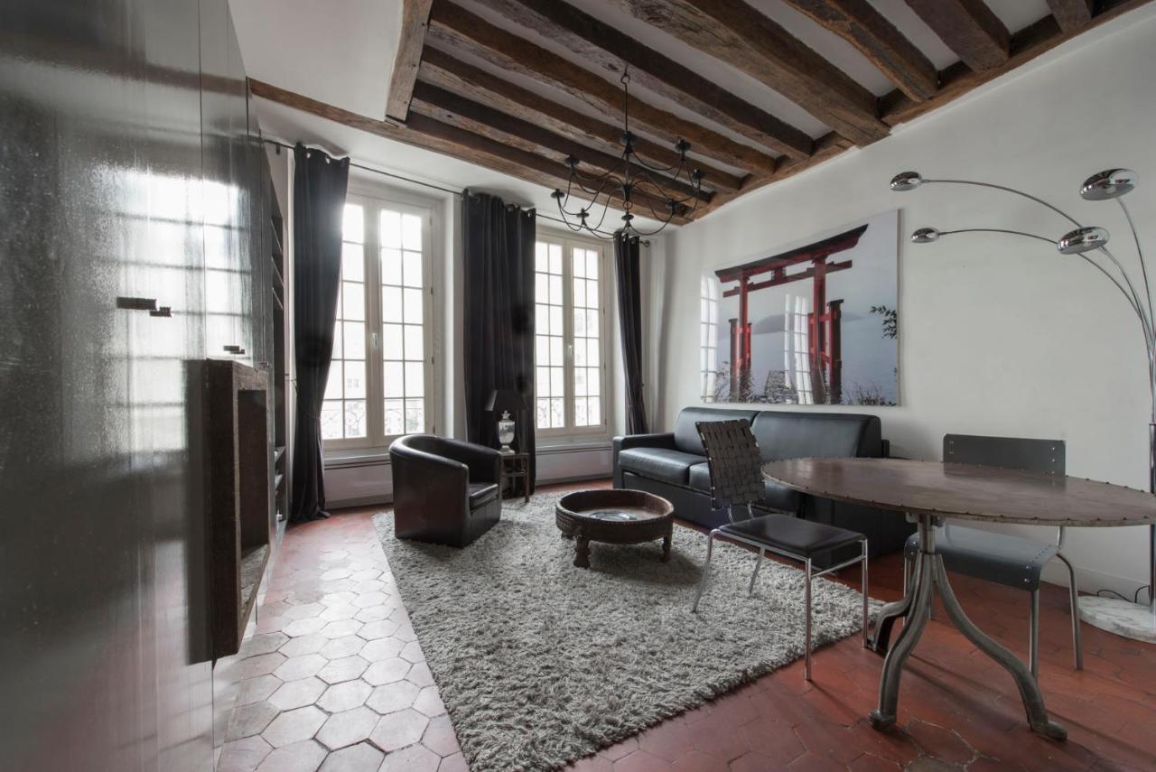 Appartement Couleur St Martin à Paris Extérieur photo