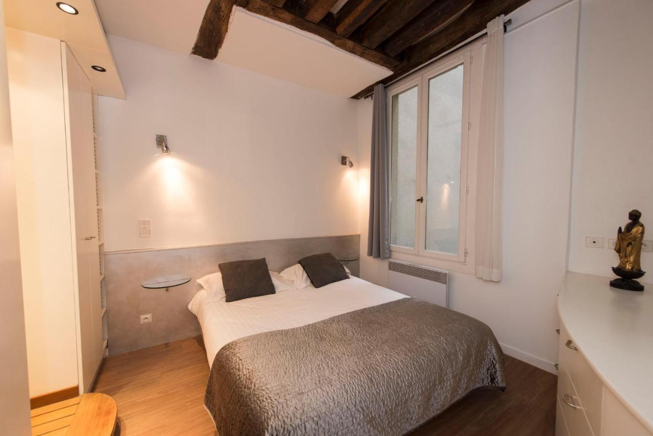 Appartement Couleur St Martin à Paris Extérieur photo